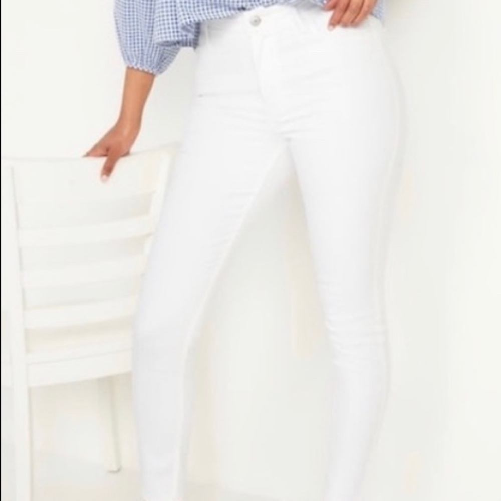 Old Navy Super Skinny White Ankle Jeans - NWT